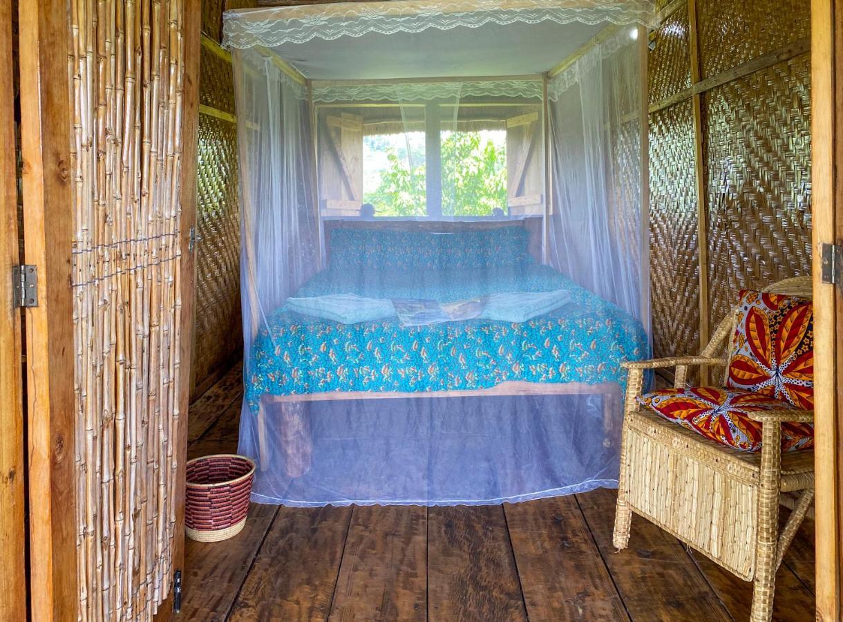 Mwamba Kelele Lodge Fort Portal Eksteriør bilde
