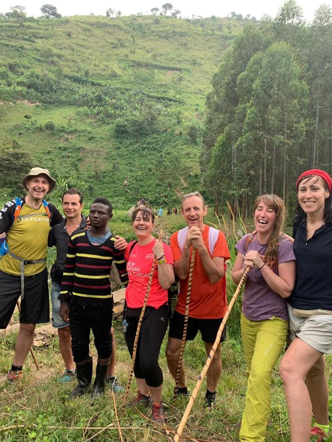 Mwamba Kelele Lodge Fort Portal Eksteriør bilde