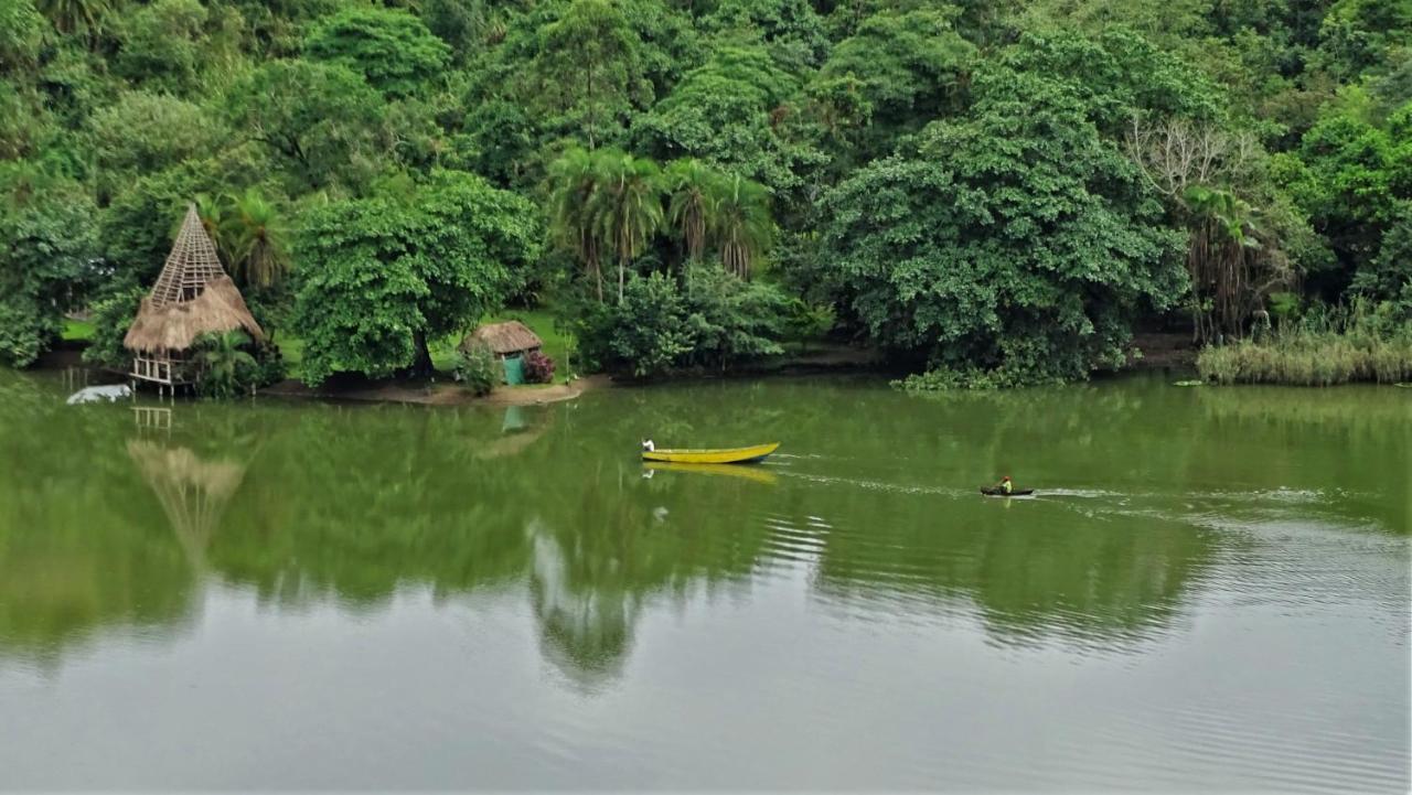 Mwamba Kelele Lodge Fort Portal Eksteriør bilde