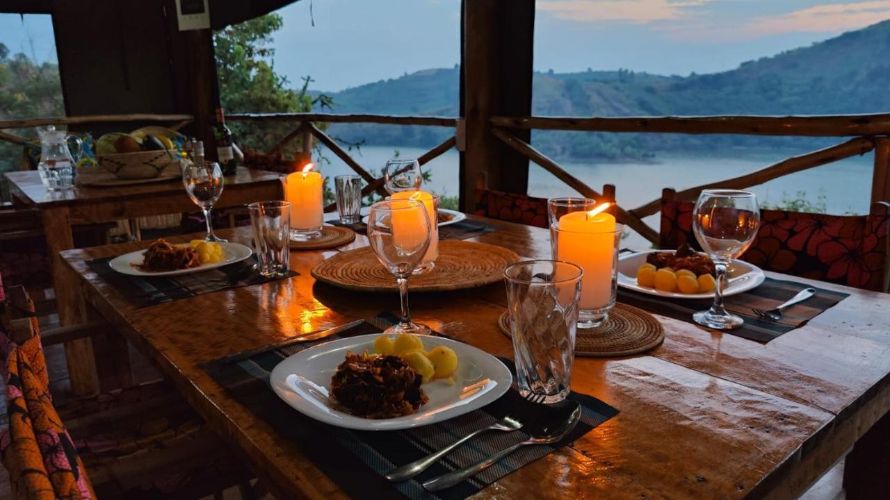 Mwamba Kelele Lodge Fort Portal Eksteriør bilde