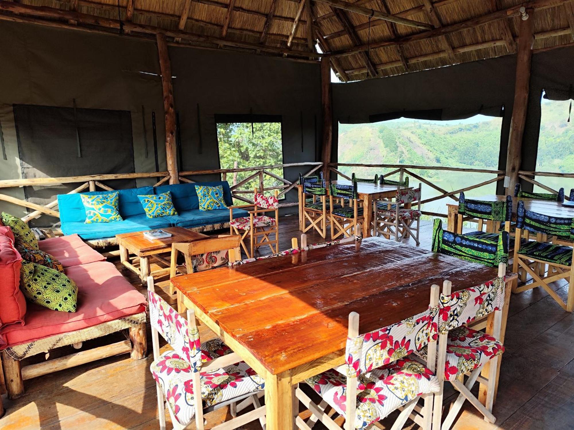 Mwamba Kelele Lodge Fort Portal Eksteriør bilde