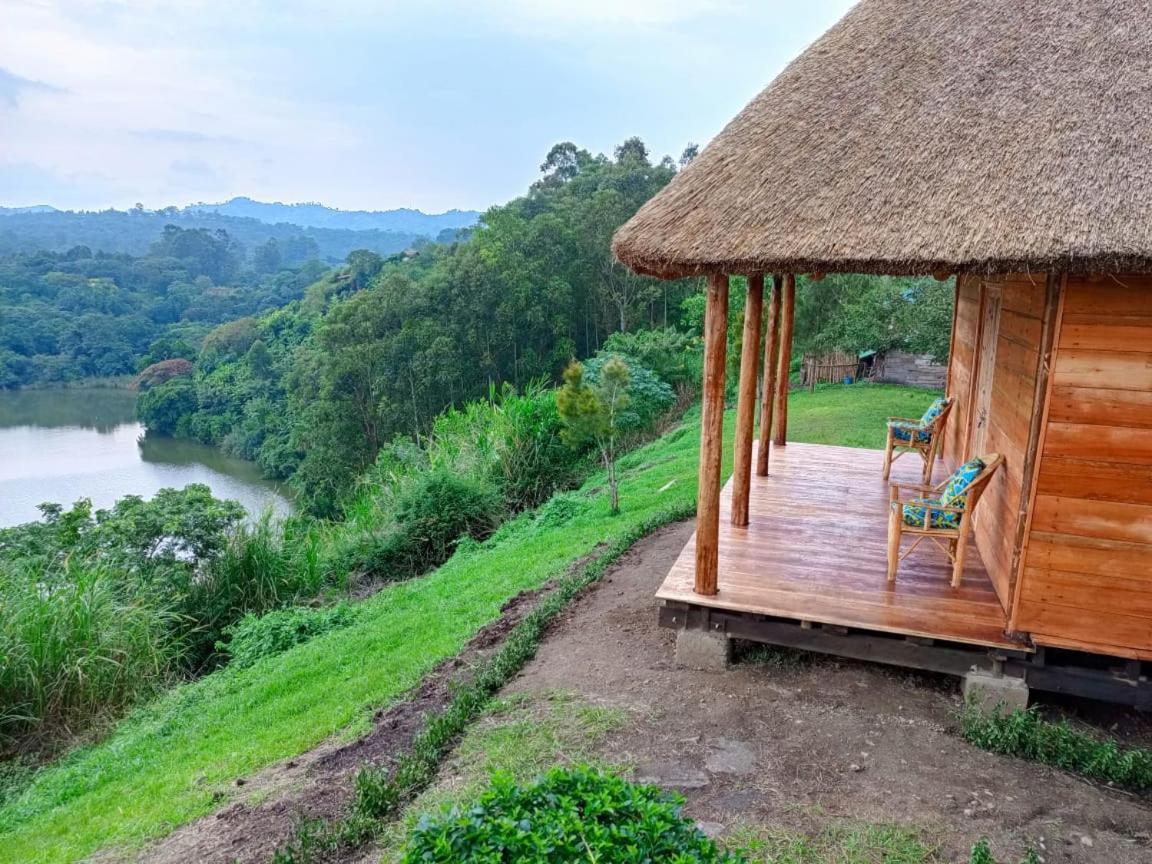 Mwamba Kelele Lodge Fort Portal Eksteriør bilde