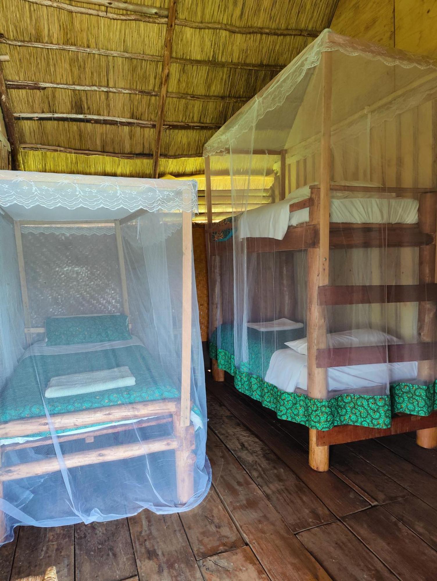 Mwamba Kelele Lodge Fort Portal Eksteriør bilde